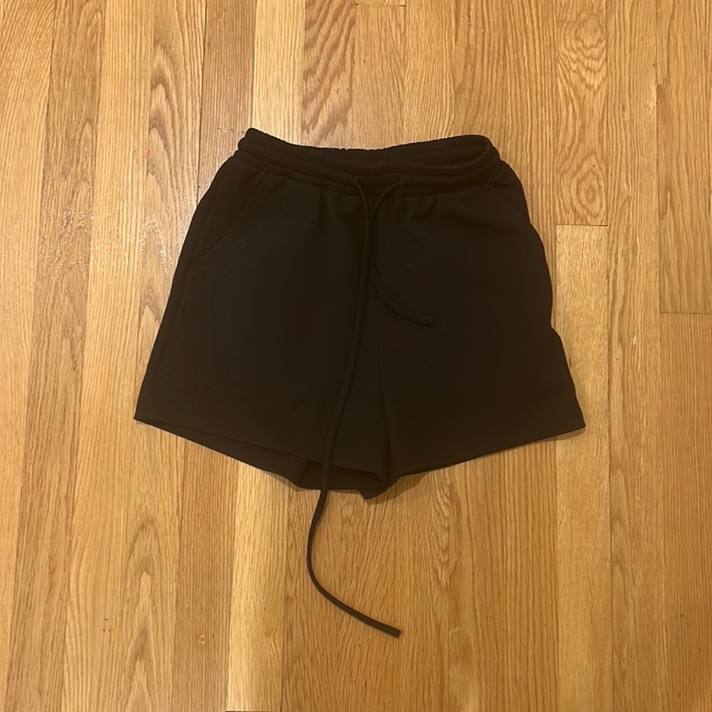princess polly black shorts